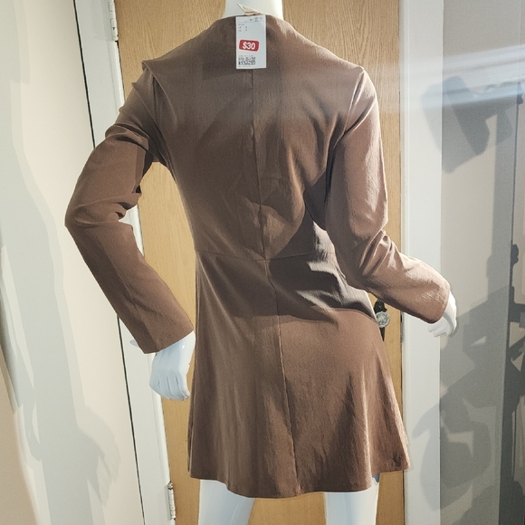 H&M Tan Long Sleeve Dress with Ring Detail - Picture 8 of 8
